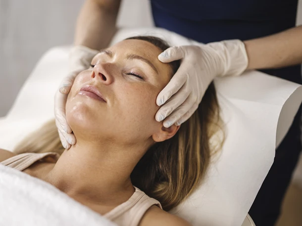 Behandling av aknearr