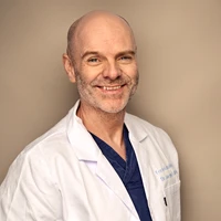 Dr. Jørgen Utvoll Fornebuklinikken