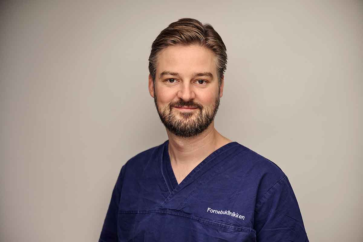 Dr. Axel Rein Barstad Fornebuklinikken om brystløft